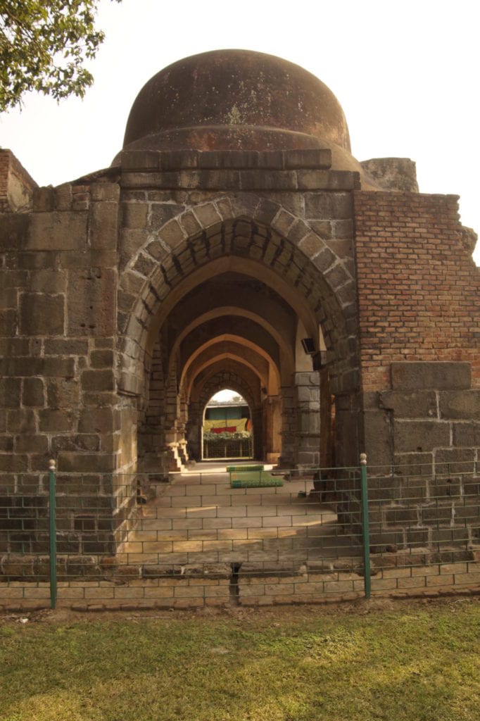 Zafar Khan Ghazi Mosque photography