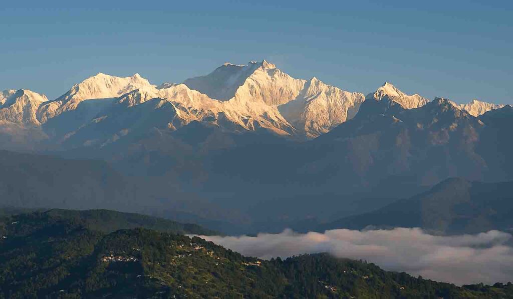 View of Kanchenjungha in Darjeeling photography gallery