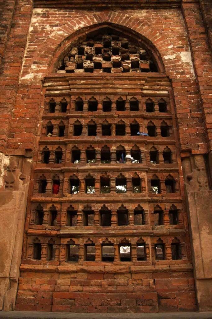 Zafar Khan Ghazi Mosque Photography
